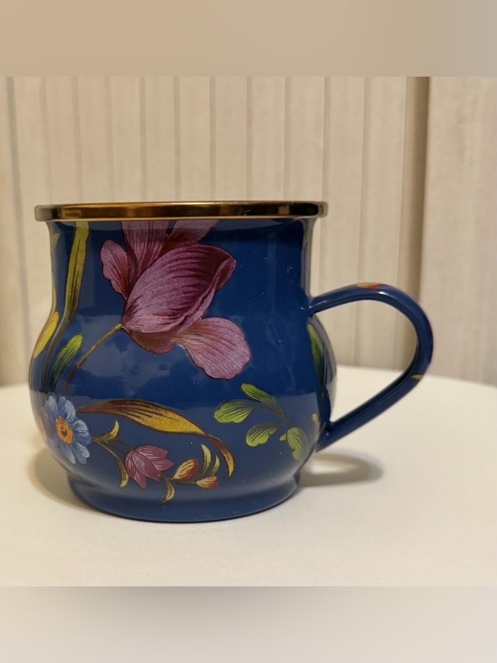 MacKenzie Childs Blue Lapis Flower Market Enamel 16 oz Mug Coffee Tea Gold Rim - Picture 6 of 6